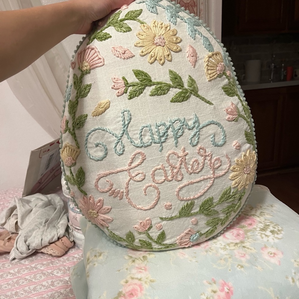 Shabby Chic Easter pillow